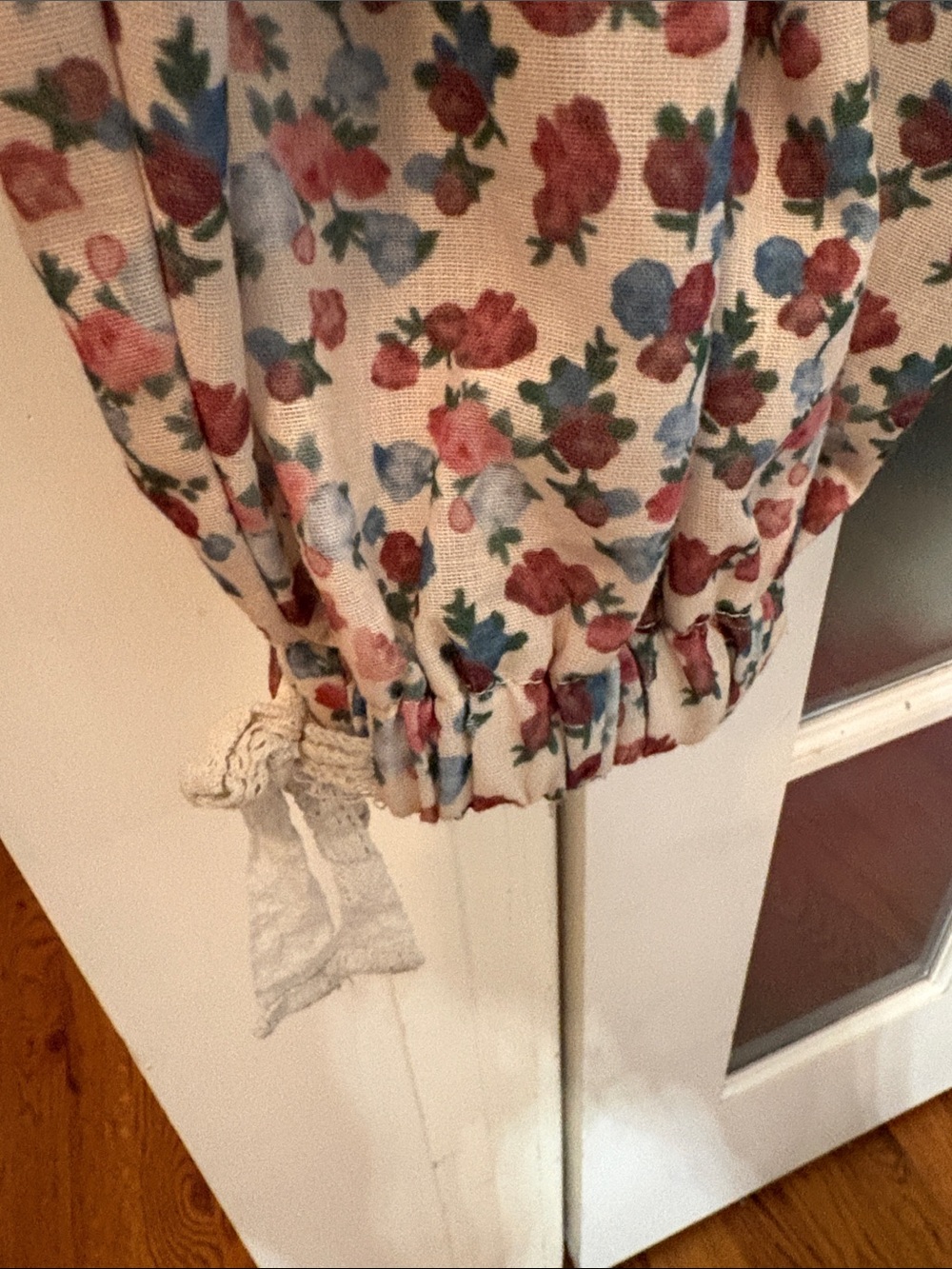 POL Patchwork Floral Drawstring women’s Joggers - Beige Mix - Picture 4 of 9